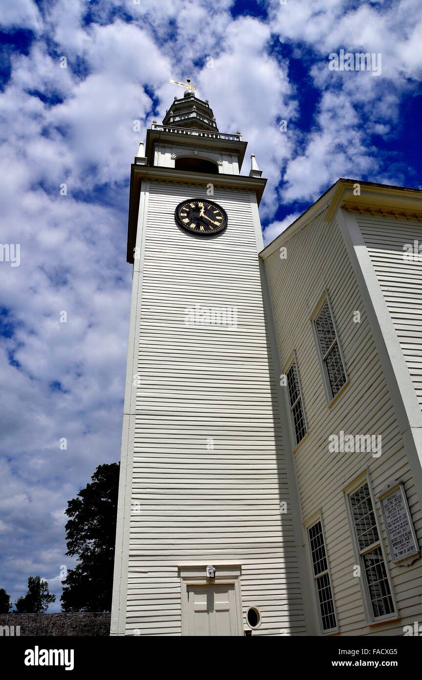 Jaffrey Center, New Hampshire : Imposition de l'avant tour et clocher de l'original datant de 1775 en bois blanc Meeting House Banque D'Images