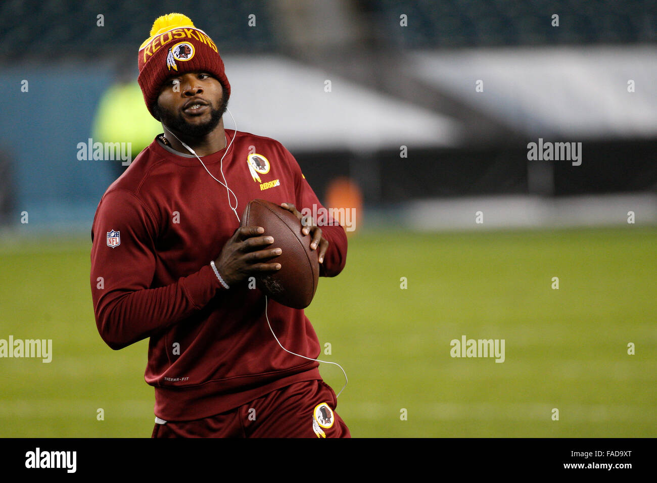 26 décembre 2015 : Redskins de Washington de la sécurité forte Kyshoen Jarrett (30) pendant l'échauffement avant le match de la NFL entre les Redskins de Washington et les Philadelphia Eagles au Lincoln Financial Field à Philadelphie, Pennsylvanie. Les Redskins de Washington a gagné 38-24 pour remporter la NFC est. Christopher Szagola/CSM Banque D'Images