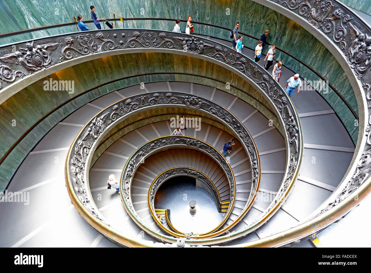 Escalier dans le musée du Vatican. Banque D'Images