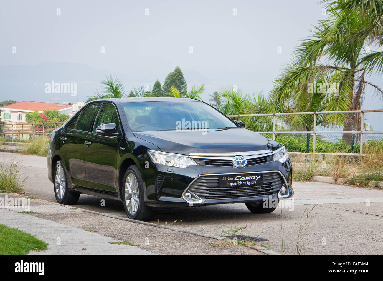 Hong Kong, Chine Oct 27, 2014 : Toyota Camry hybride 2014 test drive le Oct 27 2014 à Hong Kong. Banque D'Images