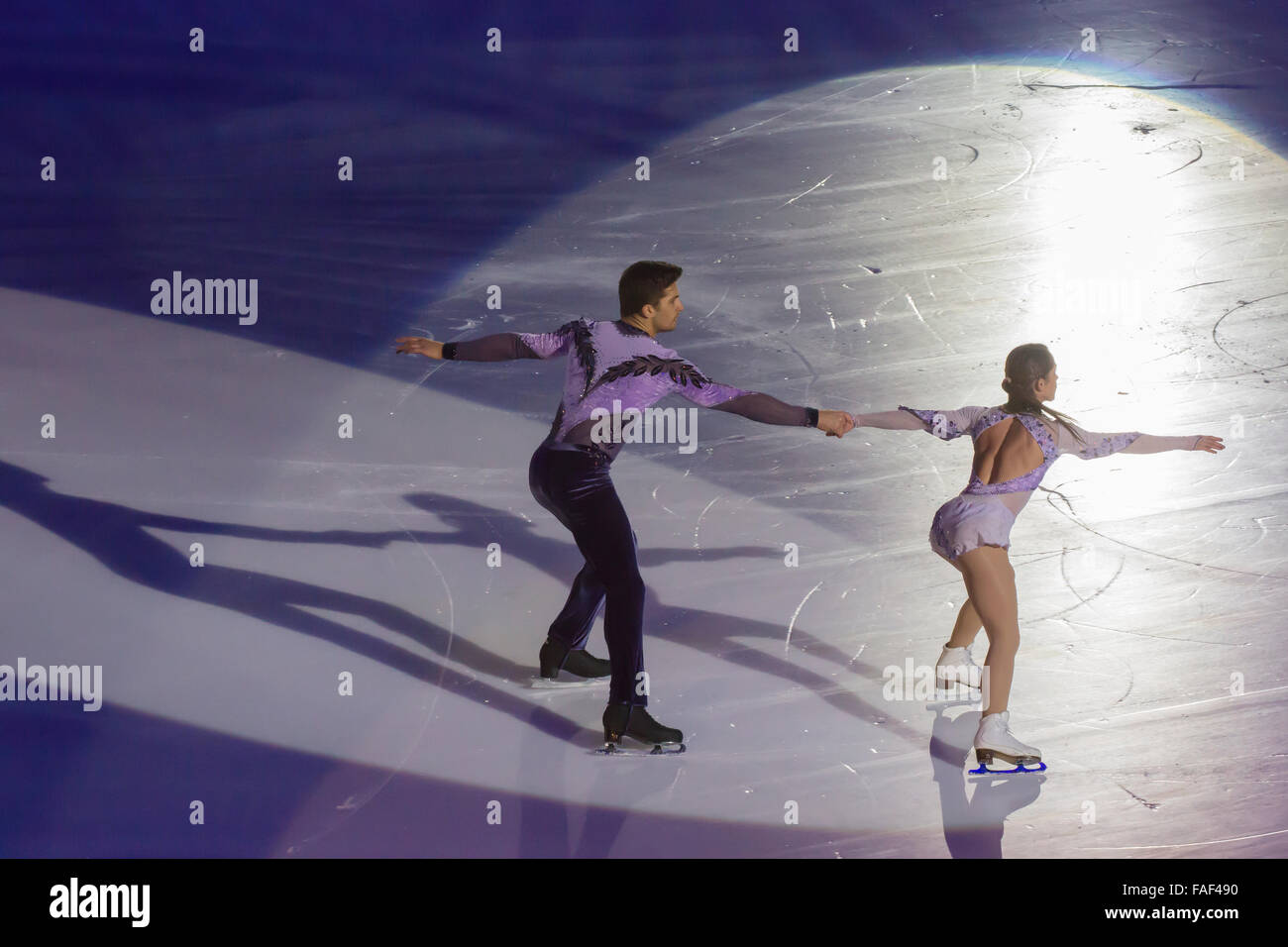 Nicole Della Monica et Matteo Guarise champions de patinage artistique Banque D'Images