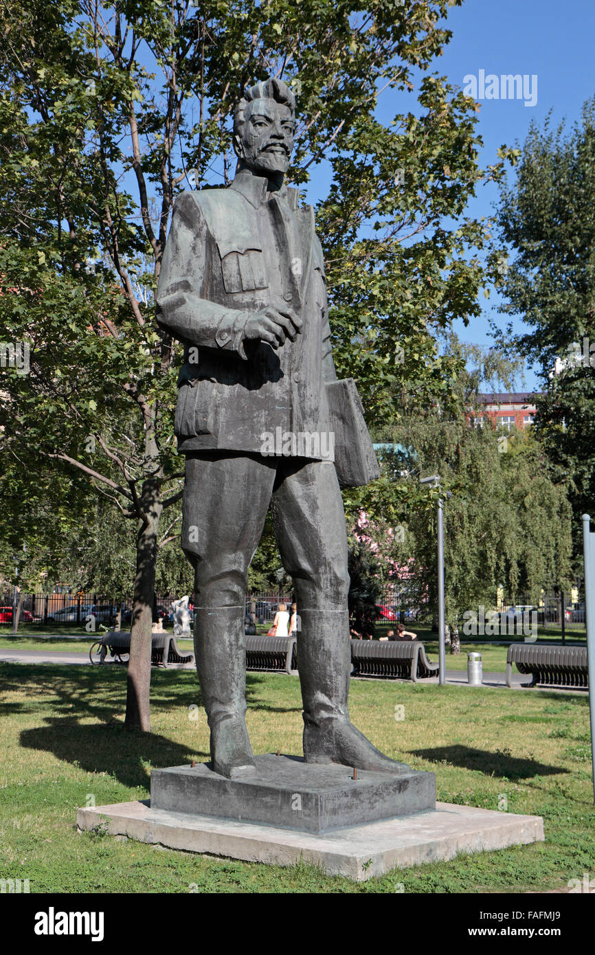 Statue de Yakov Sverdlov tombé dans le parc (Parc Muzeon Monument des Arts), Moscou, Russie. Banque D'Images