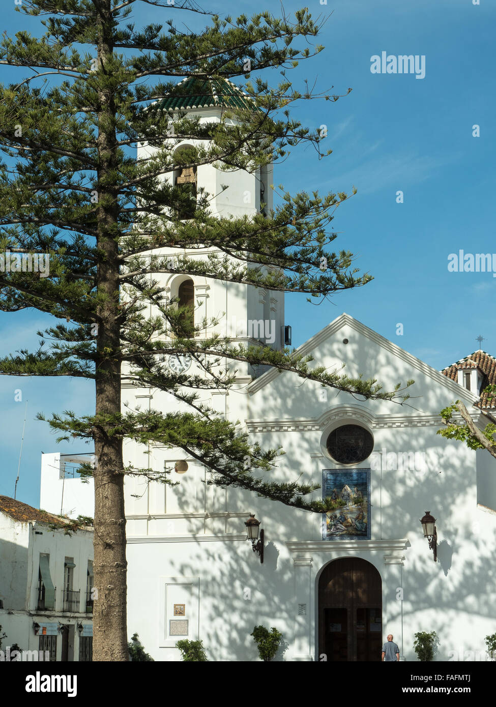 Église d'El Salvador, de la place de l'Europe, Nerja, Costa del Sol, Espagne, Banque D'Images