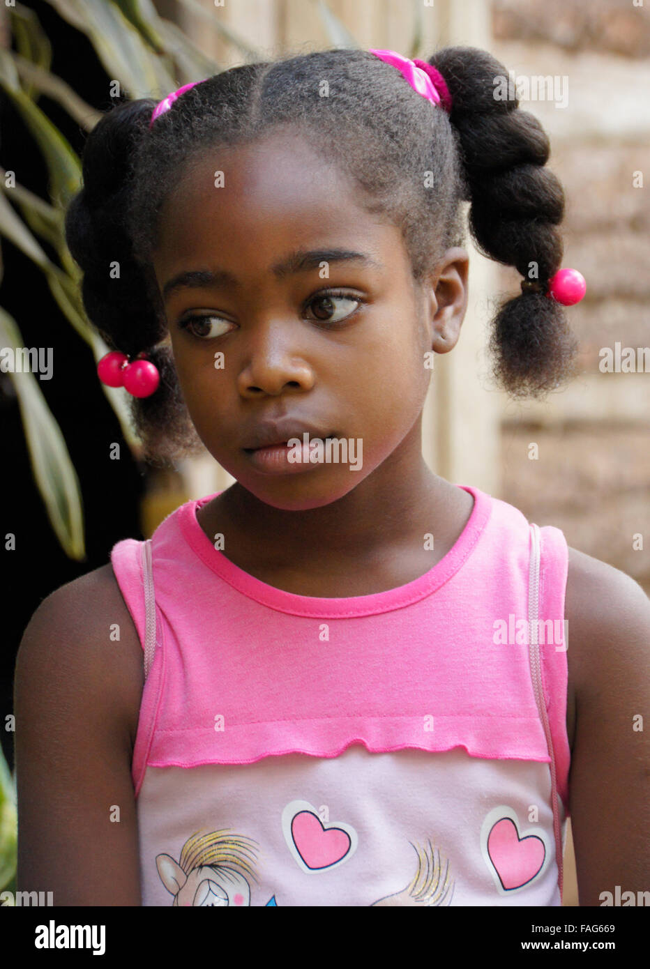 Belle Petite Fille Noire Dans La Region De Pinar Del Rio Cuba Photo Stock Alamy