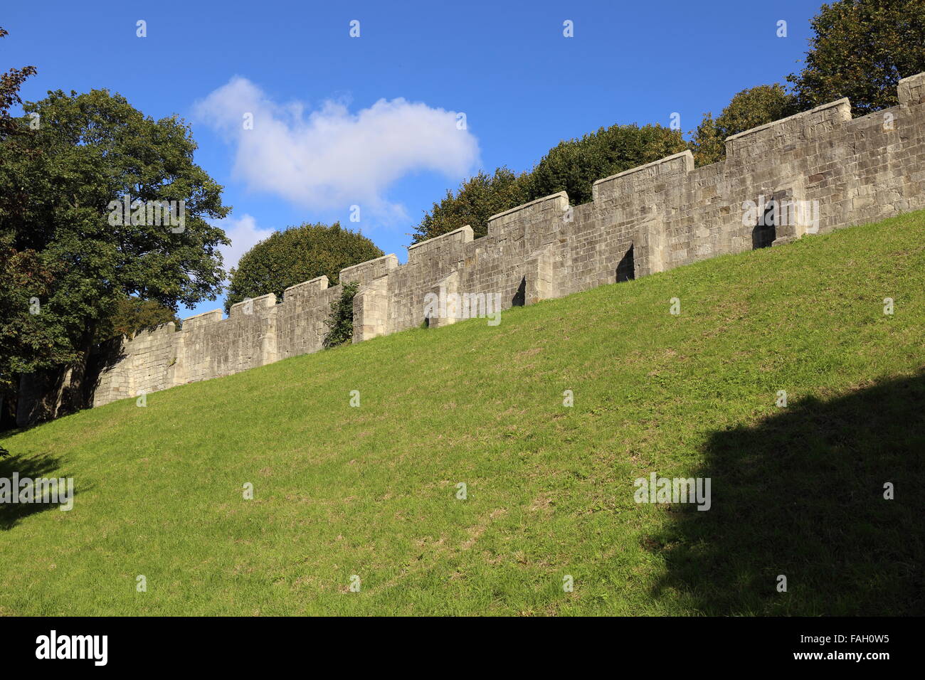 Les murs anciens de la ville de York, Yorkshire, Angleterre. Banque D'Images
