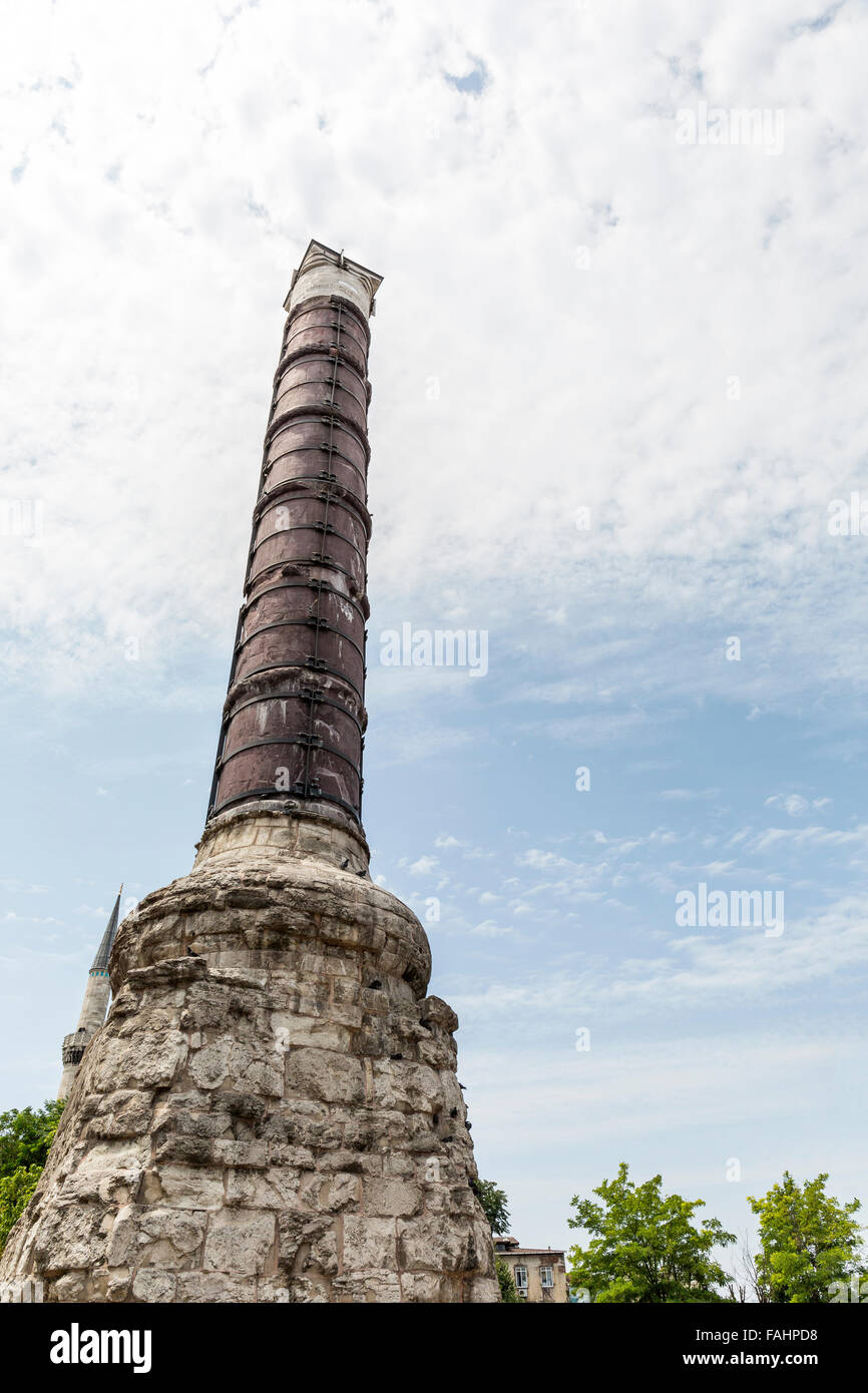 Colonne de Constantin dans le district de Fatih, Istanbul, Turquie. Banque D'Images