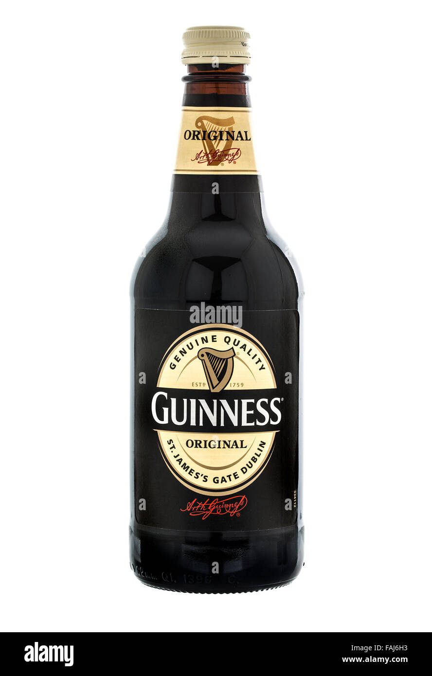 Bouteille de Guinness original sur un fond blanc Banque D'Images