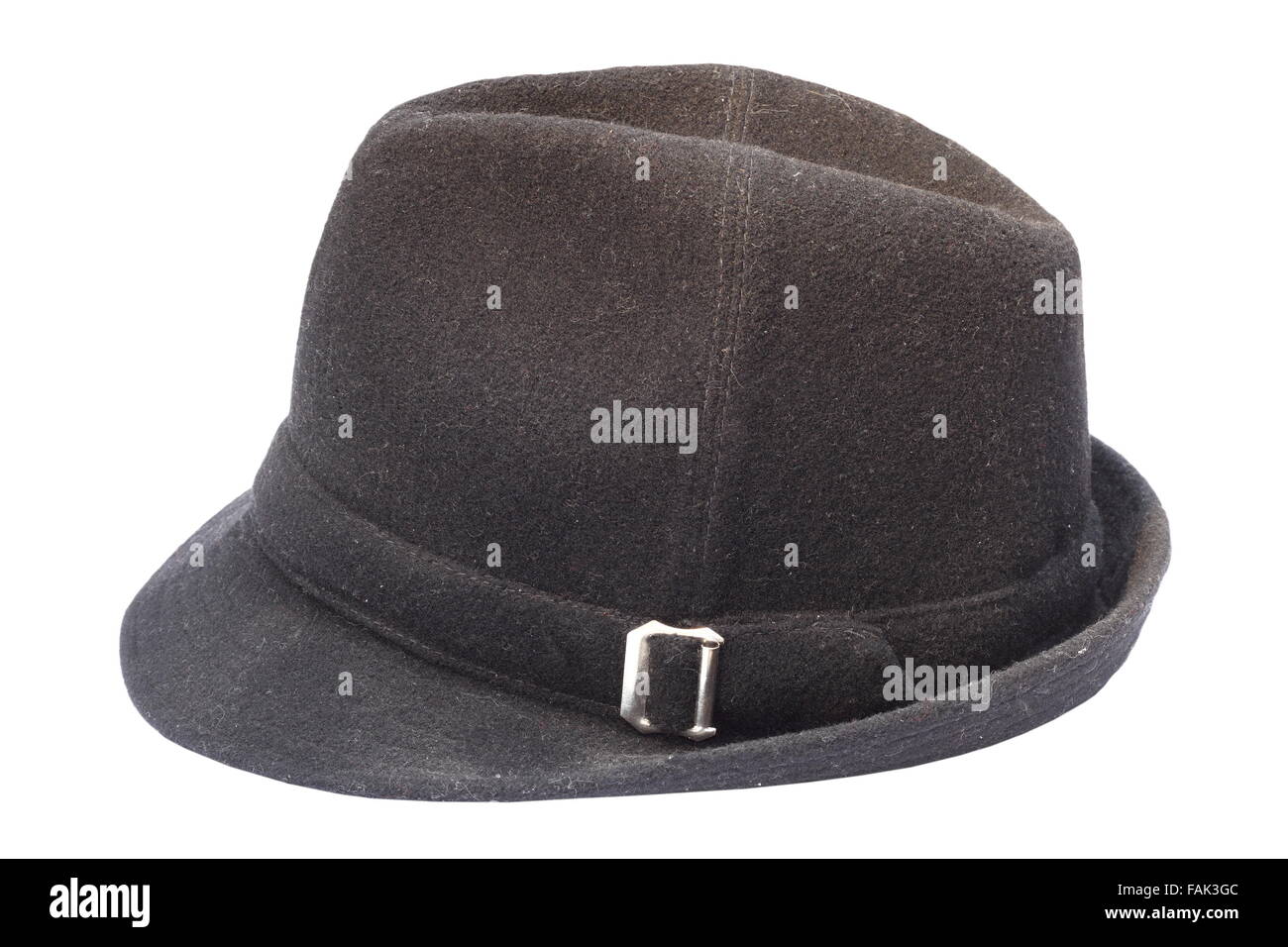 Vieux chapeau fedora noir isolé sur fond blanc Banque D'Images