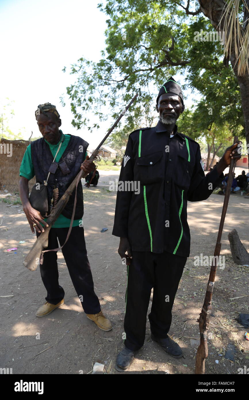 Damaturu, 5 décembre 2014. Un groupe de foi civile prépare à déjeuner l'attaque de Boko Haram groupe de bras qui a été accusé de meurtre. Banque D'Images