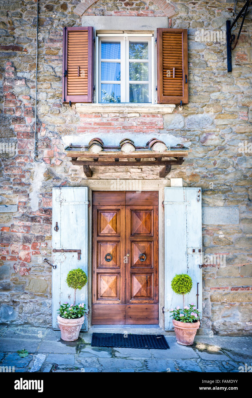 Façade de maison en toscane Cortona, Italie ville antique Banque D'Images