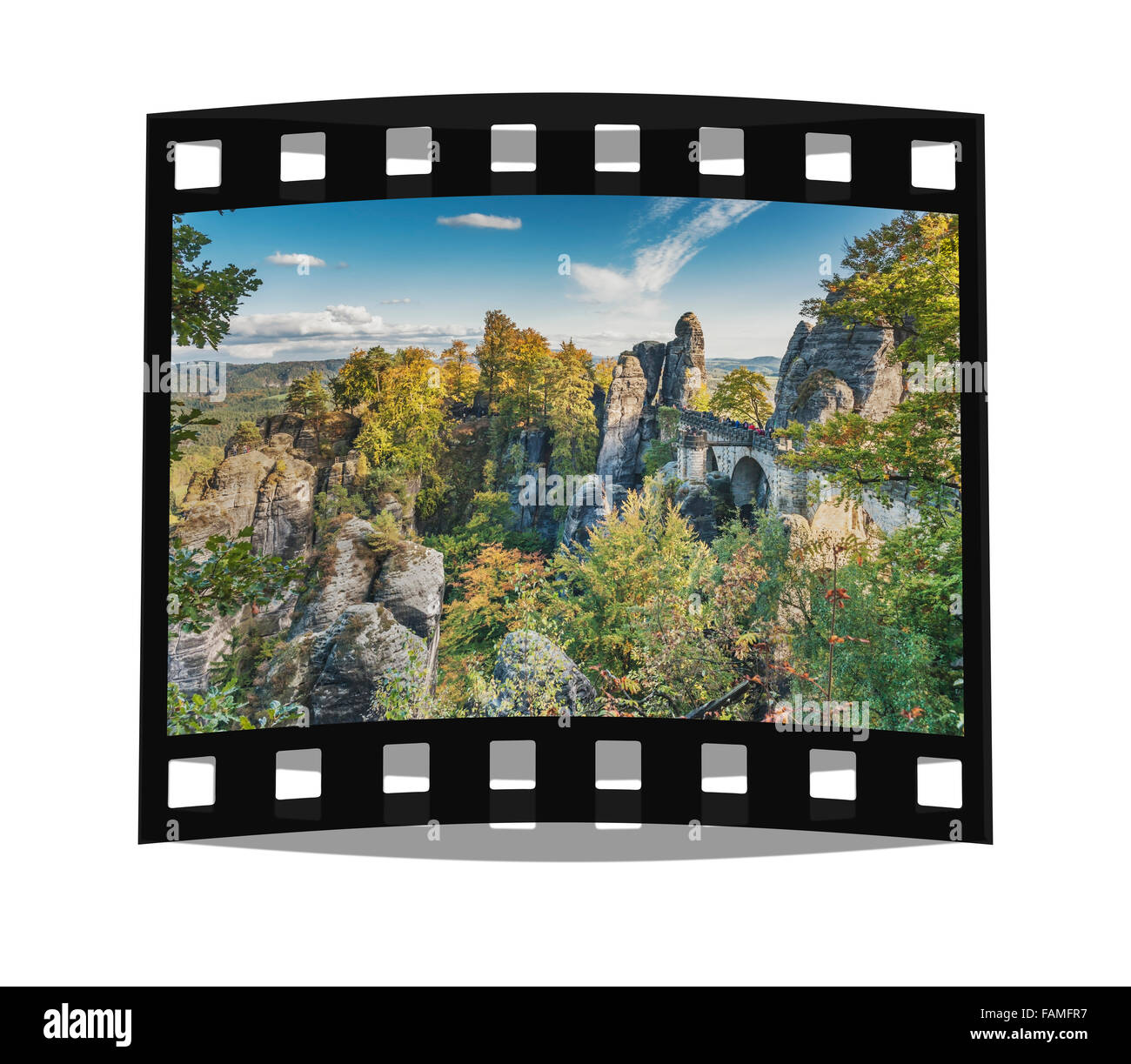 Vue de la formation rocheuse Bastei (Bastion), la Suisse Saxonne, des montagnes de grès de l'Elbe, Saxe, Allemagne, Europe Banque D'Images