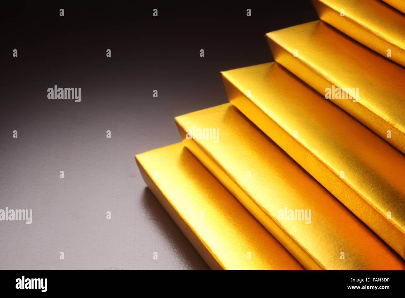Barres d'or empilés Banque D'Images