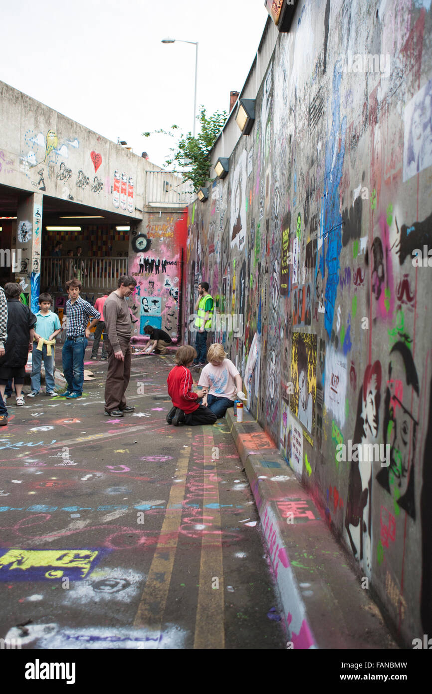 Street art et Graffiti de la Poubelles Festival 2008 Londres Banque D'Images