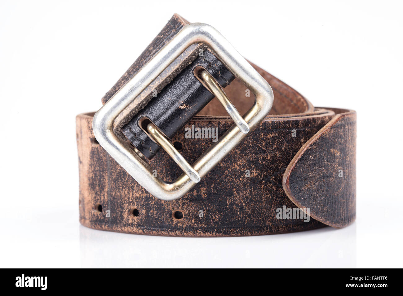 Vieille ceinture en cuir Banque d'images détourées - Alamy