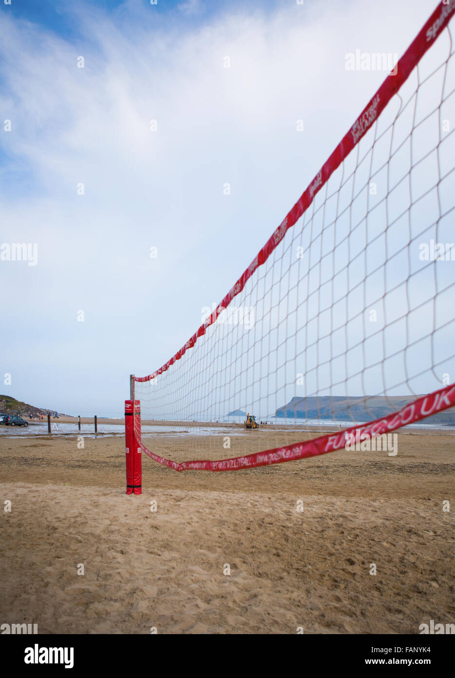 Plage de Polzeath filet de volley-ball Banque D'Images