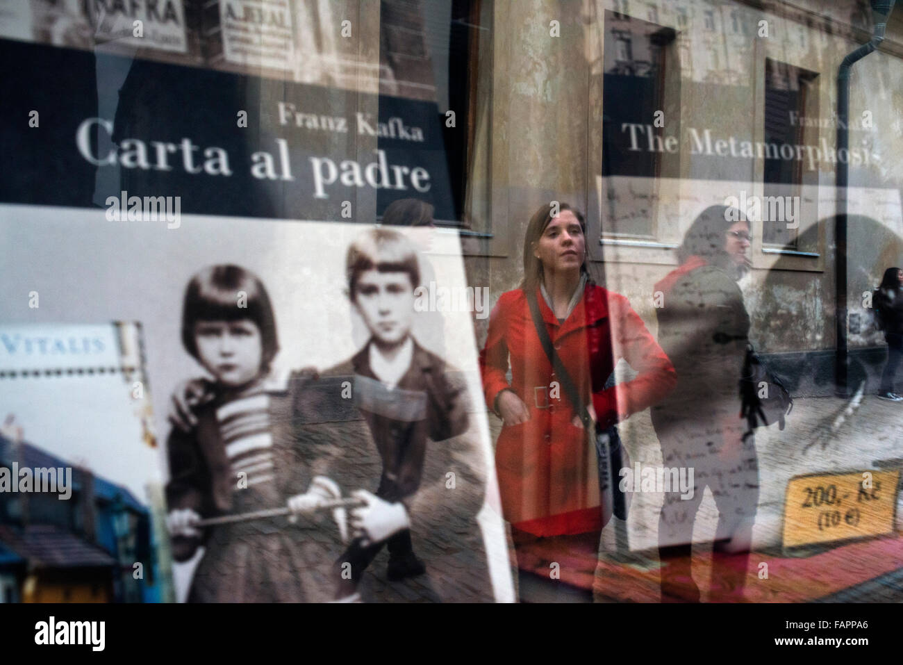Vente de livres différents par Franz Kafka. Franz Kafka ( Prague , Autriche -Hongrie , Juillet 3, 1883 - Kierling , Autriche , le 3 juin, 19 Banque D'Images