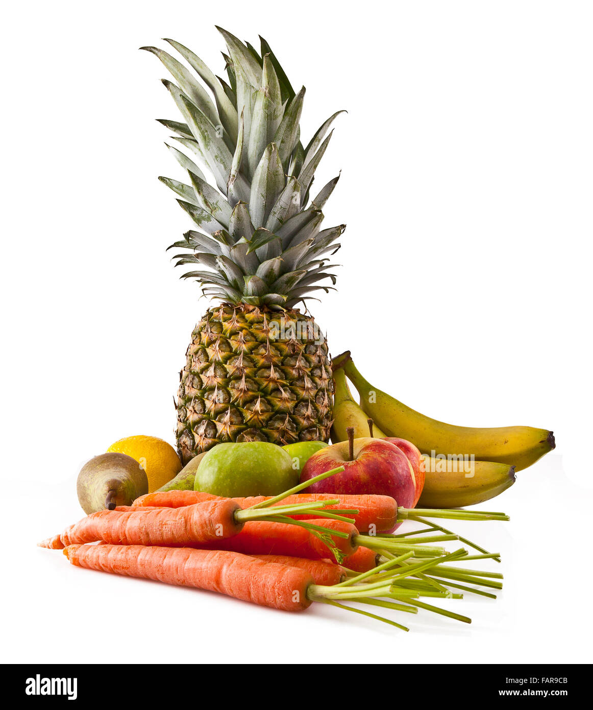 Sélection de fruits et légumes frais sur un fond blanc Banque D'Images