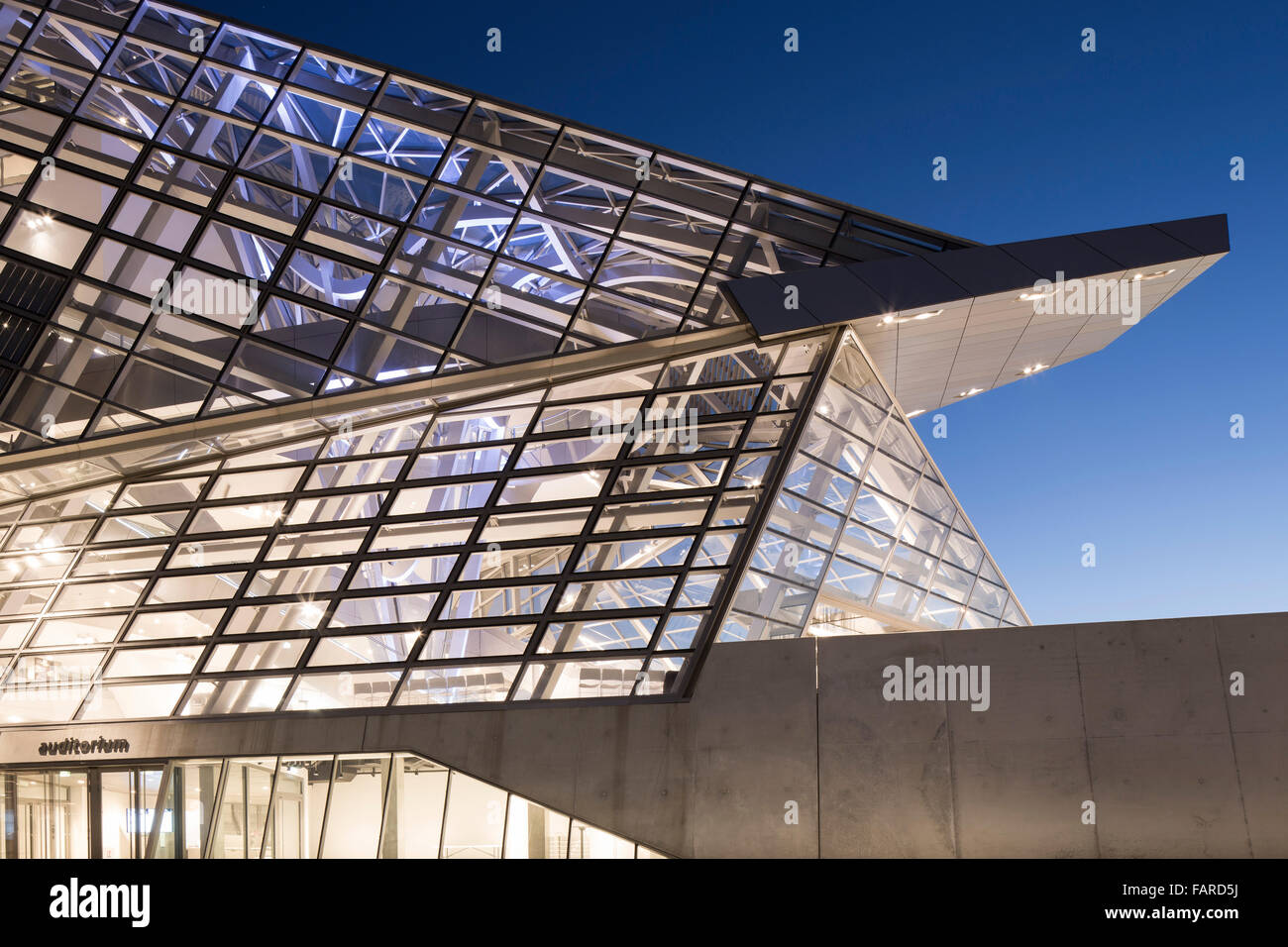 Détail de verre cadre. Musée des Confluences, Lyon, France. Architecte : COOP HIMMELB(L)AU, 2014. Banque D'Images