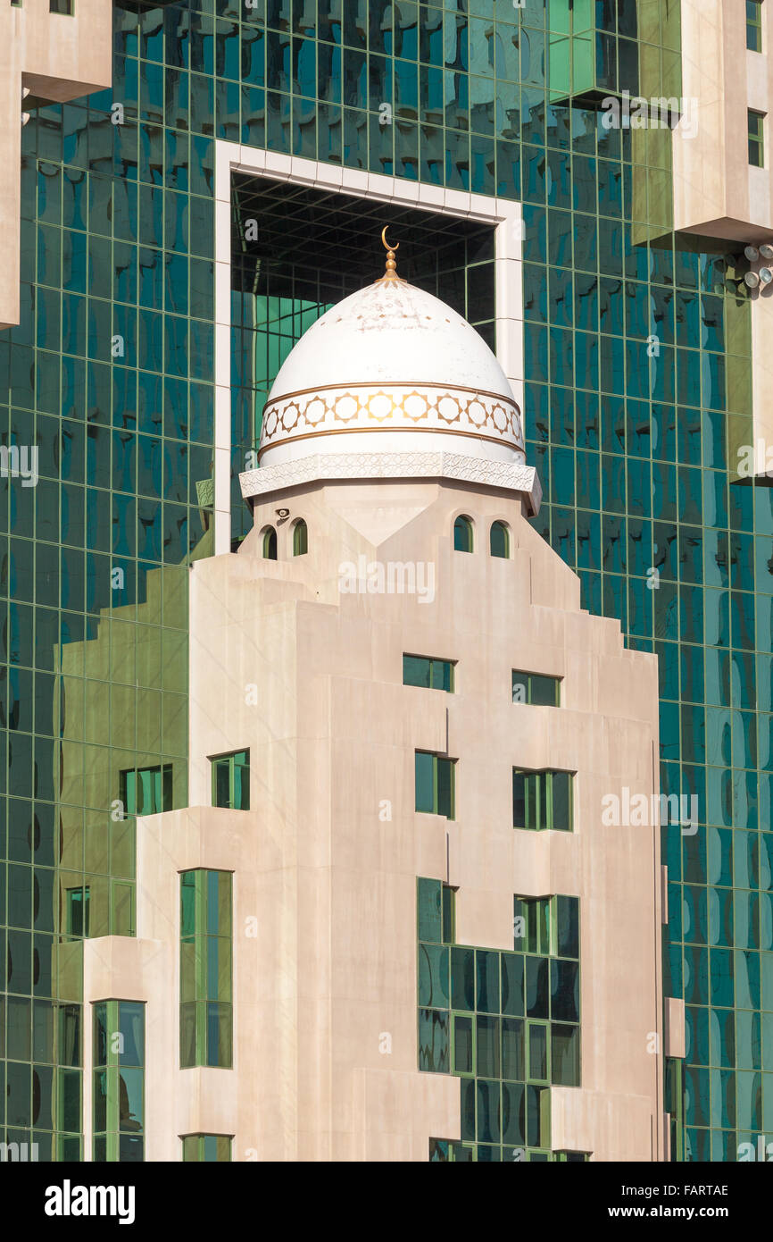 Mosquée de façade d'un gratte-ciel, Doha Banque D'Images