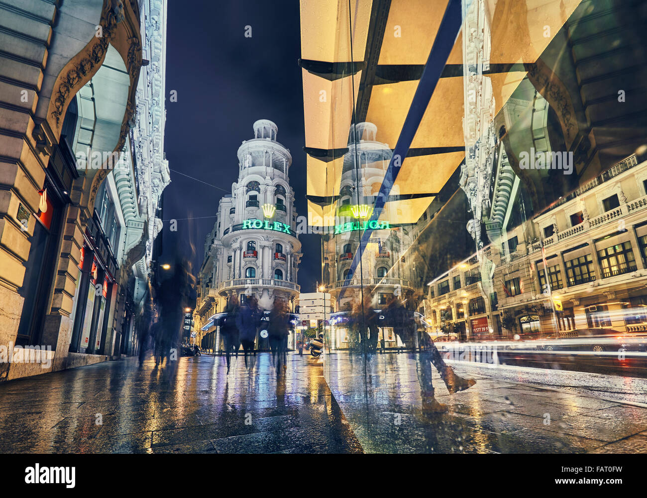 La rue Gran Via de nuit. Madrid. Espagne Banque D'Images