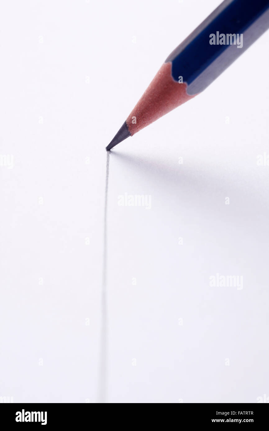 Gros plan du dessin au crayon une ligne droite Banque D'Images
