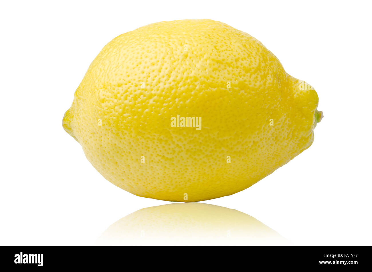 Fresh lime ou de citrons jaune isolé sur fond blanc. Banque D'Images