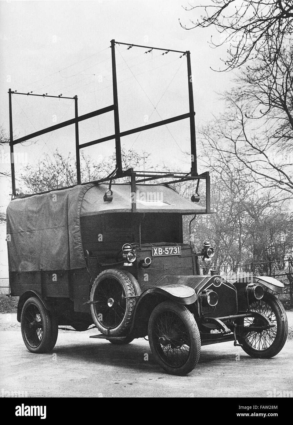 1918 Crossley 25-30utilisé par hp a rencontré la brigade volante de la police Banque D'Images