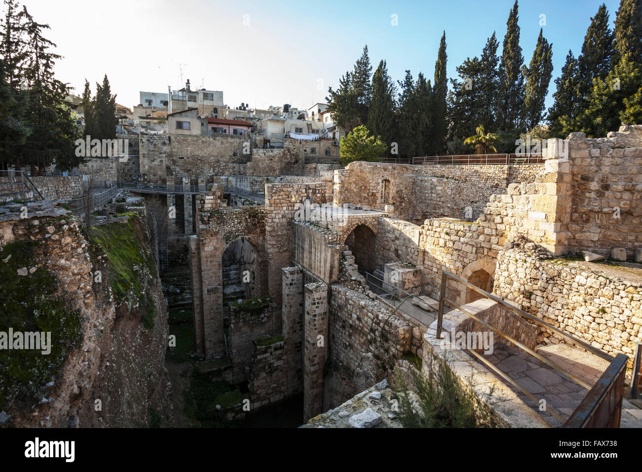 Piscine de Béthesda et ruines de l'Église Byzantine, Jérusalem, Israël
