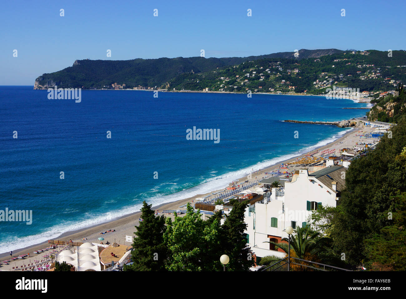 Spotorno, Riviera, plage côte ligurienne, Ligure, Italie Banque D'Images