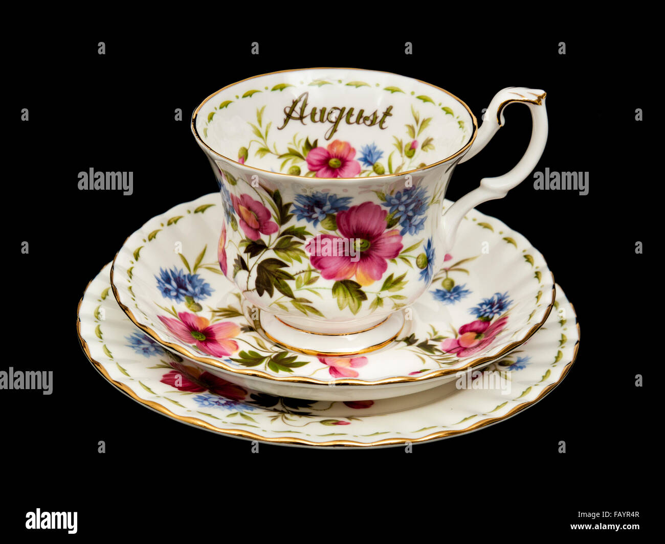 Tasse de thé royal albert Banque de photographies et d'images à haute  résolution - Alamy