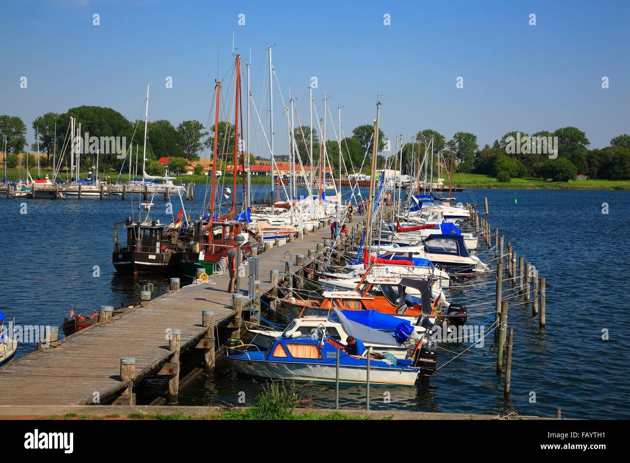 L'île de Poel, bateaux à voile au port de Kirchdorf, mer Baltique, Mecklembourg Poméranie occidentale, l'Allemagne, de l'Europe Banque D'Images