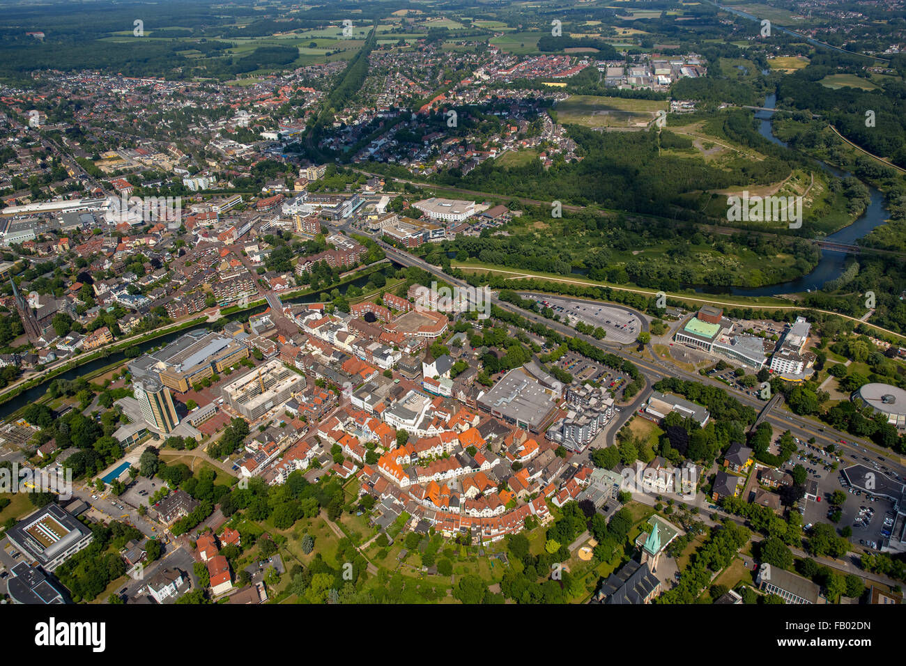Vue aérienne, surplombant le centre de Lünen avec la reconstruction de la maison, Hertie, Ruhr, Luenen Banque D'Images