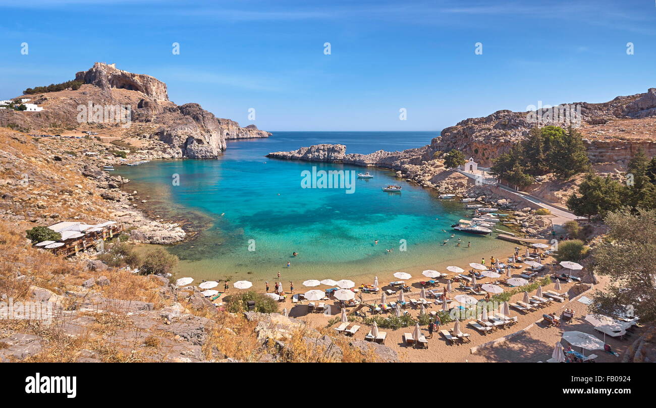 Le port de l'Apôtre Paulus près de Lindos (St. Paul's Bay), l'île de Rhodes, Dodécanèse grec Banque D'Images
