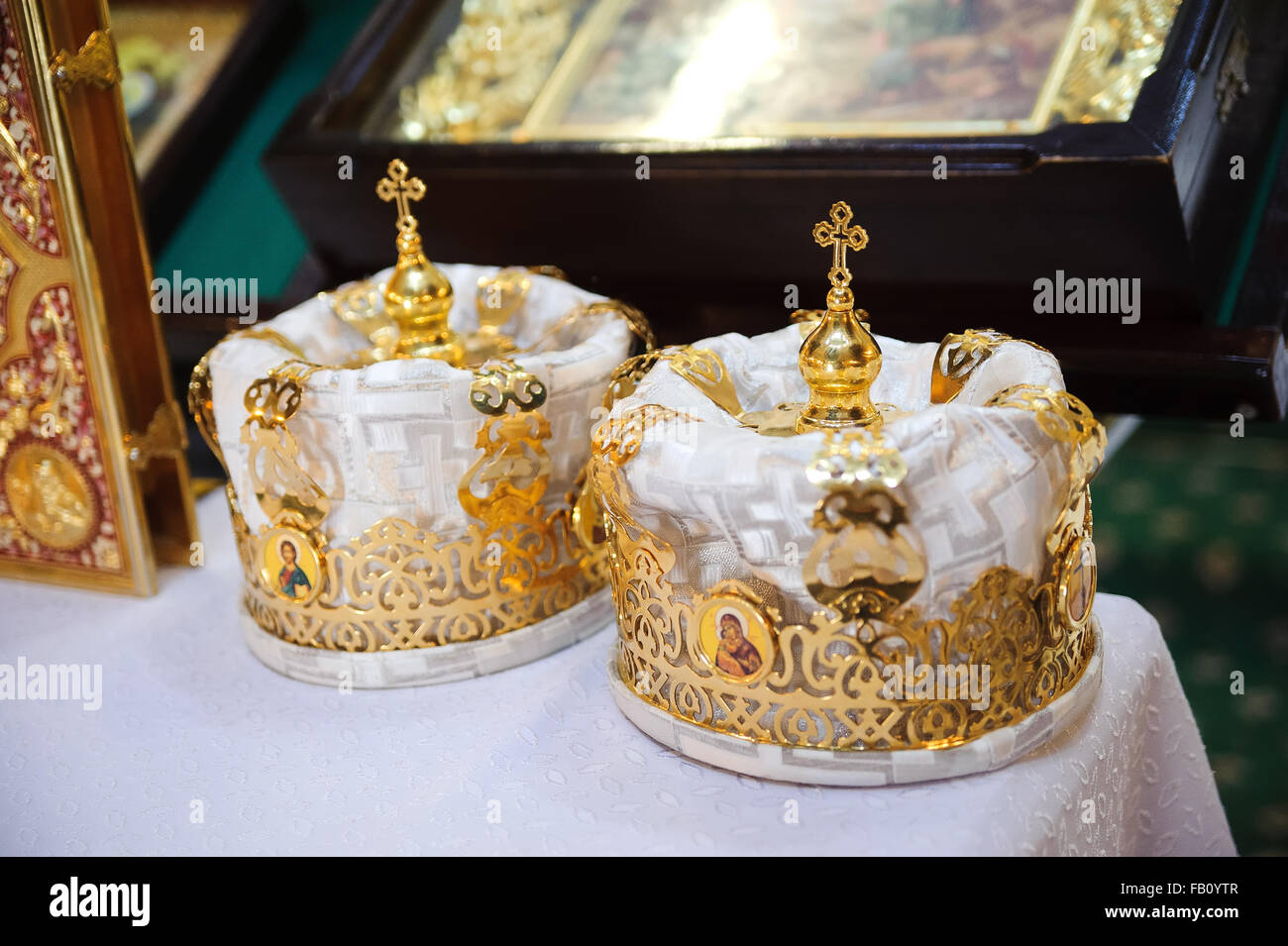 Intérieur de l'Église Orthodoxe magnifique à l'intérieur Banque D'Images