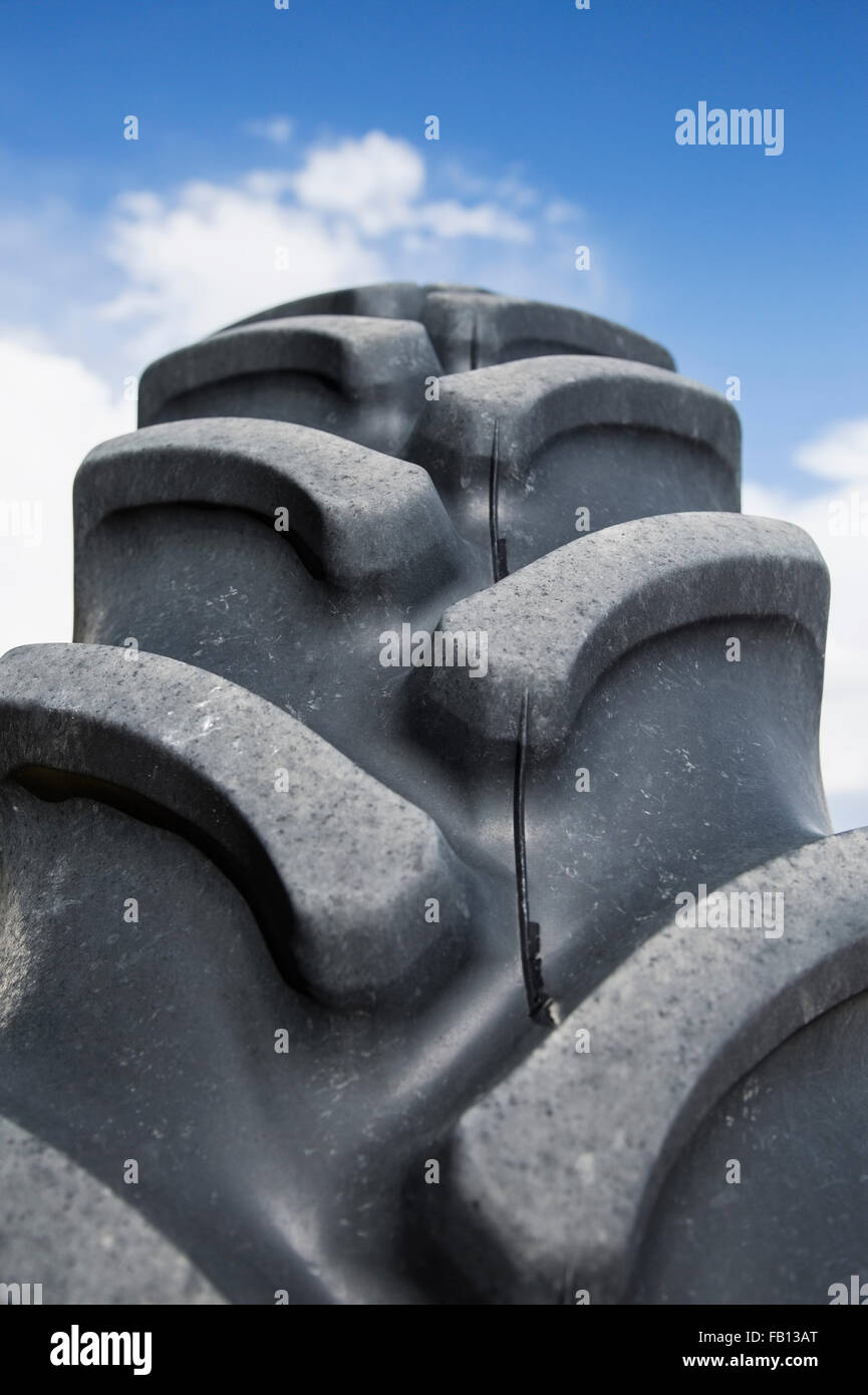 Close up de pneu du tracteur Banque D'Images
