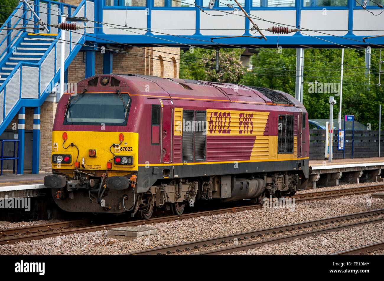 Locomotive diesel de la classe 67 dans l'English Welsh and Scottish Railways livery. Banque D'Images