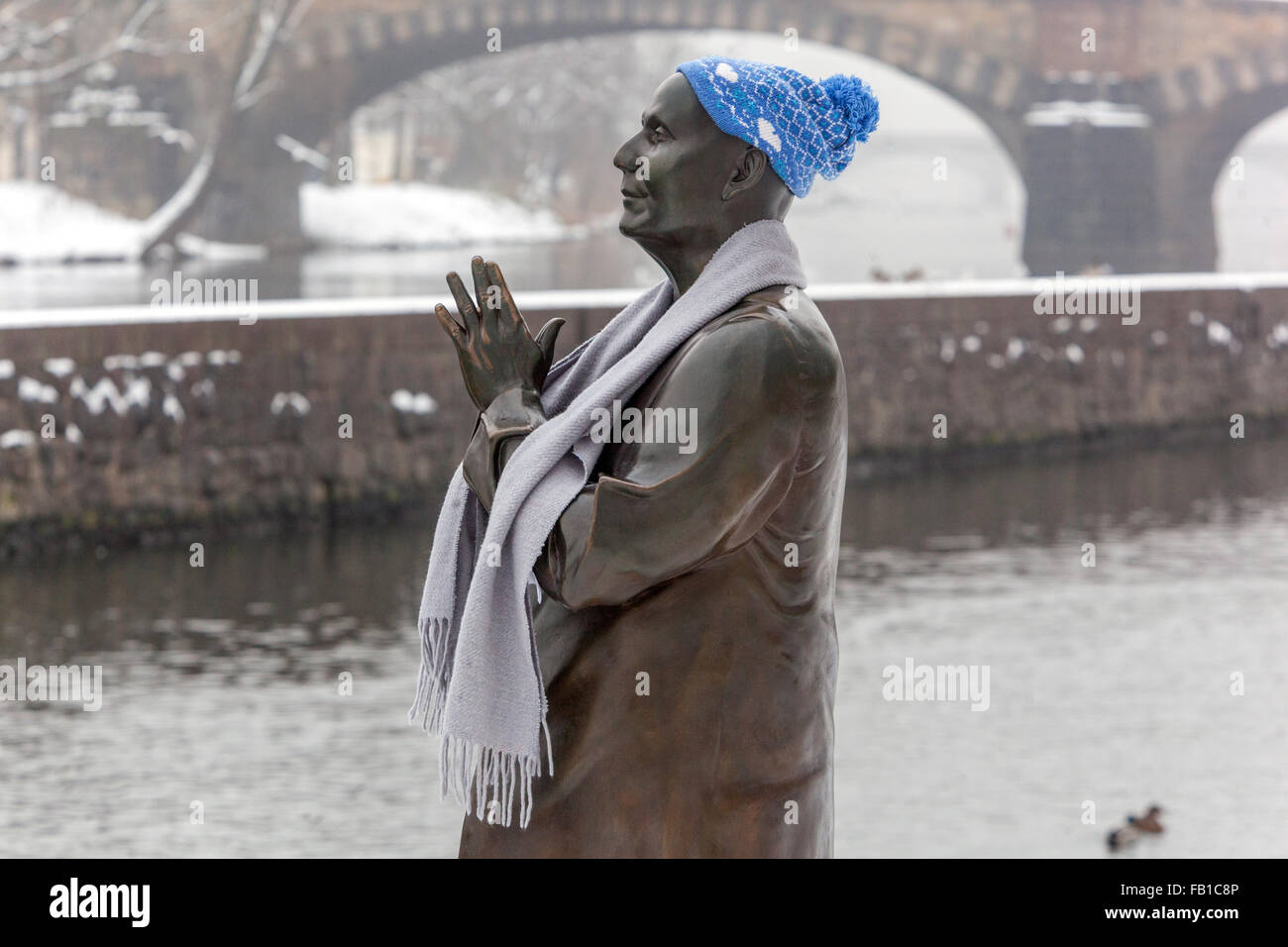 Réchauffement climatique impact de la neige à Sri Chinmoy, Prague République tchèque Europe Terre Banque D'Images