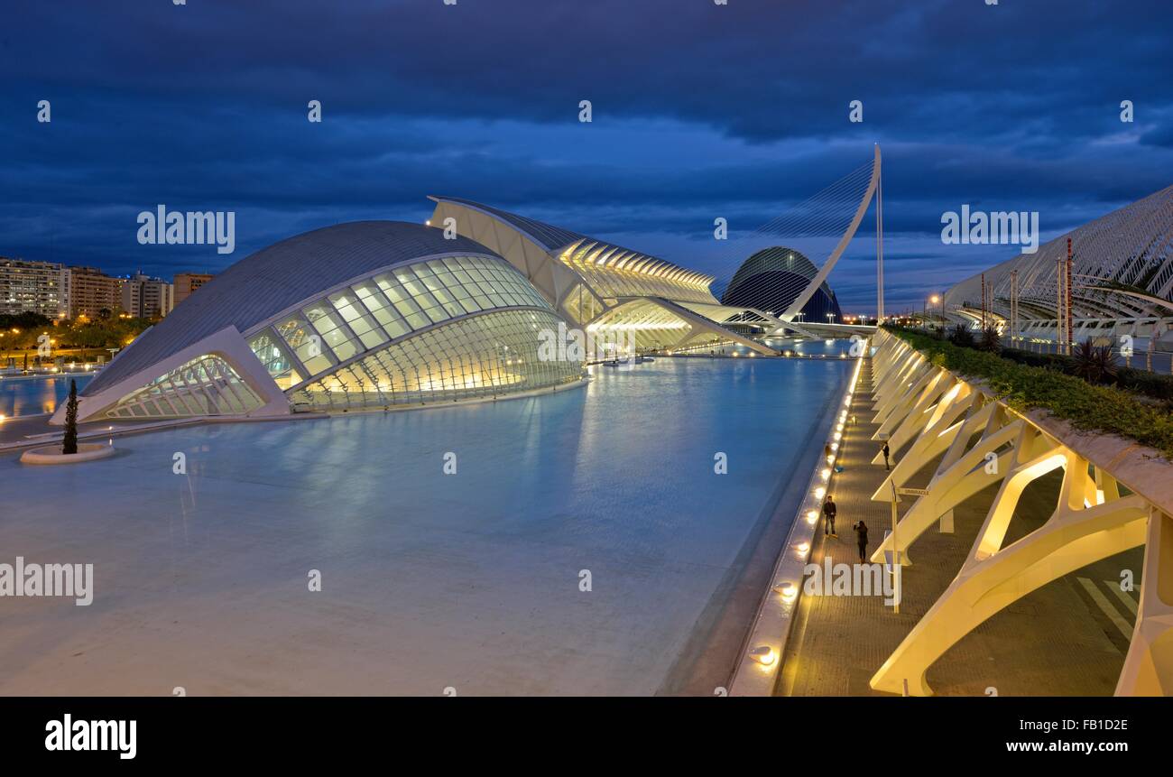 3D cinéma L'Hemisferic, derrière Science Museum, Museo de las Ciencias, Pont de l'Assut de l'or et l'Agora lieu Banque D'Images