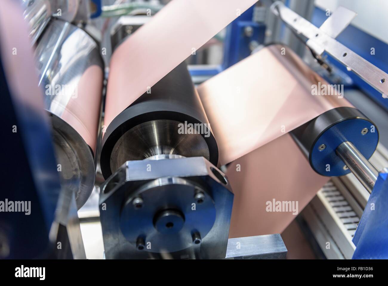La fabrication des batteries au lithium-ion dans l'installation de  recherche de batterie Photo Stock - Alamy