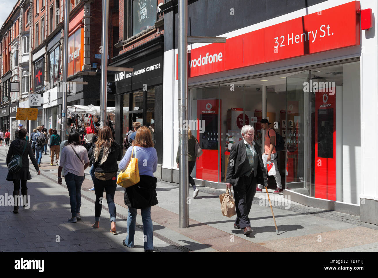 Vodafone shop au Henry Street à Dublin, Irlande Banque D'Images