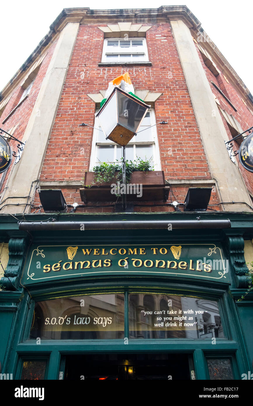 Autour du centre-ville de Bristol Seamas O'Donnells bar Banque D'Images