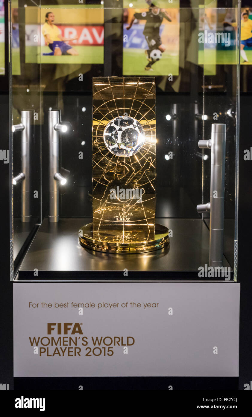 La femme 'FIFA World Player Award' trophy. Banque D'Images