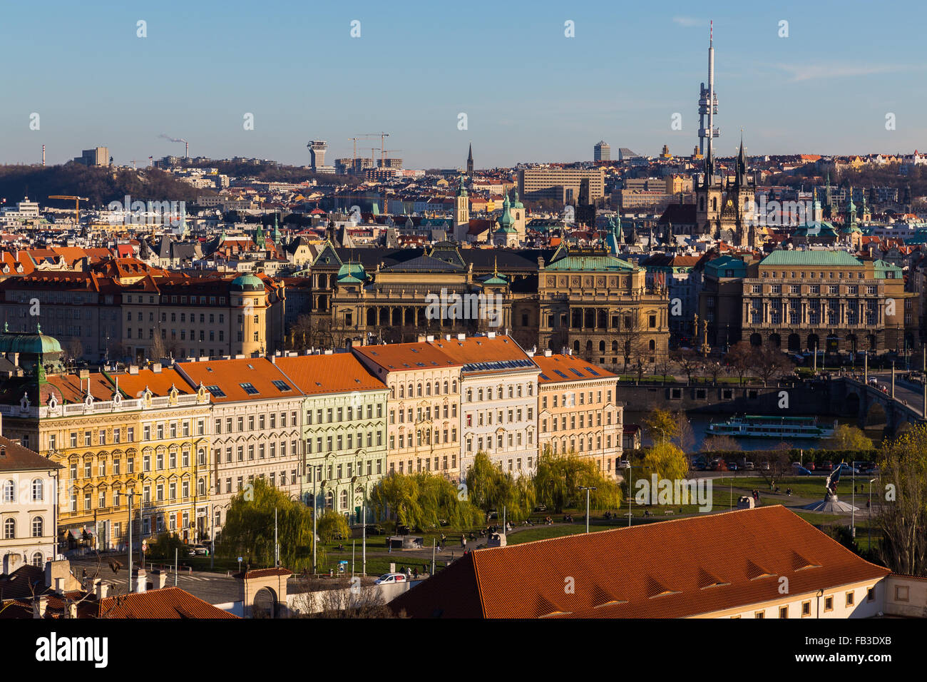 Une vue de la ville de Prague le petit côté de la vieille ville pendant la journée dans l'autmn. Beaucoup de bâtiments peut être vu Banque D'Images