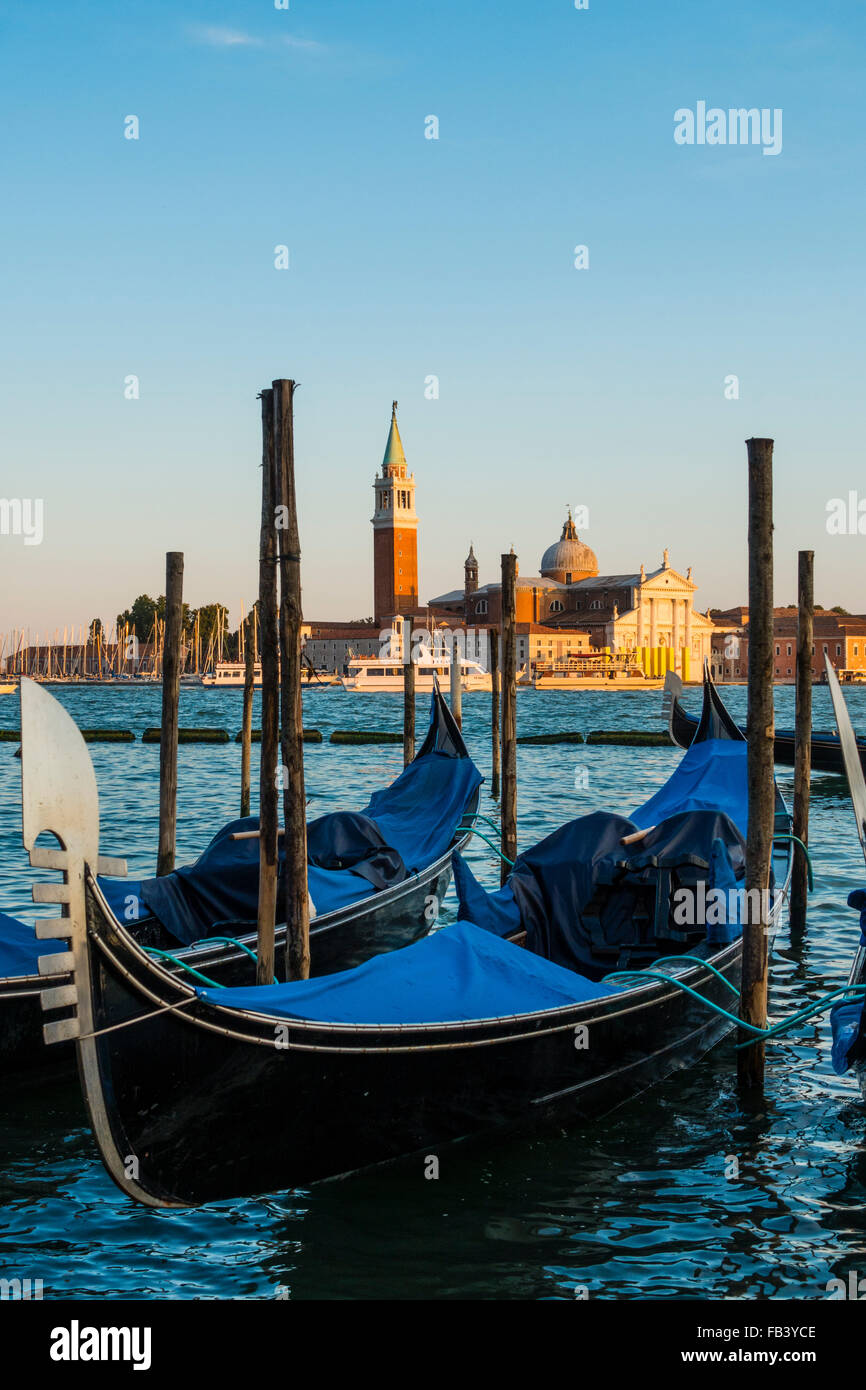 Île de San Giorgio Maggiore à Venise au soleil, Venise, Vénétie, Italie Banque D'Images