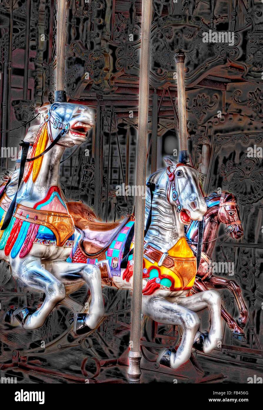 Photo HDR artistique de Carousel horses Banque D'Images