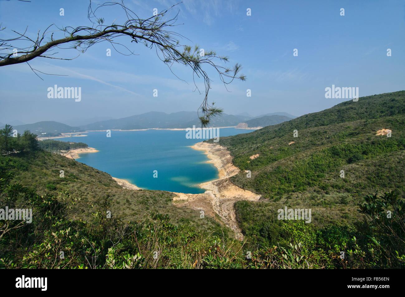 Vue depuis le sentier de Geo, île haute réservoir, Sai Kung, Hong Kong Banque D'Images