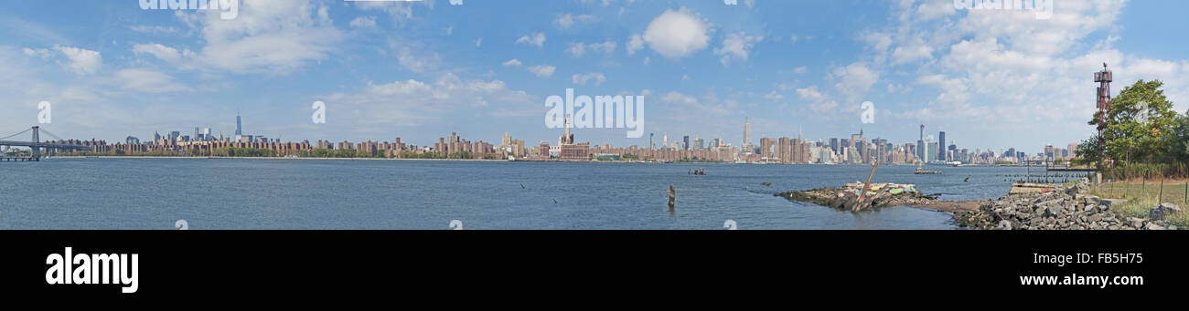 États-unis d'Amérique, USA : vue panoramique sur les toits de New York, la Big Apple, Manhattan et l'East River Banque D'Images