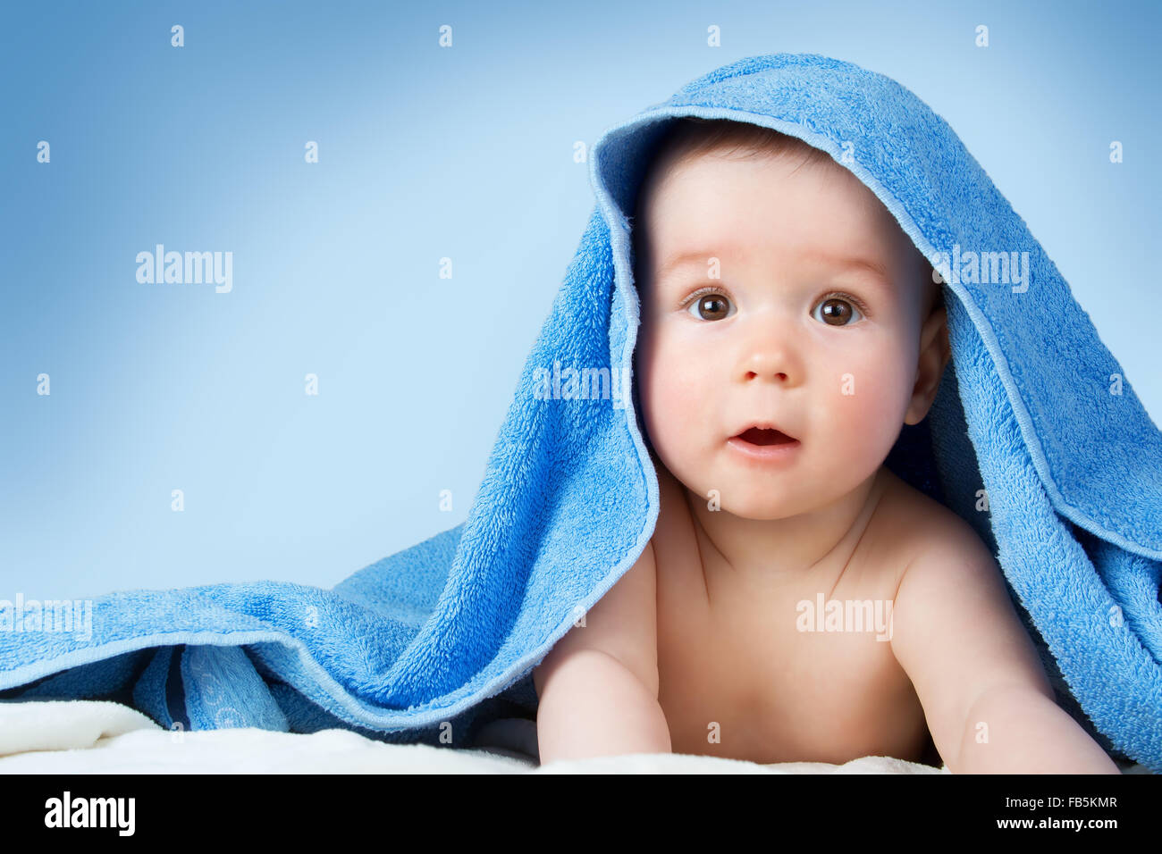 Bebe Mignon Banque D Image Et Photos Alamy
