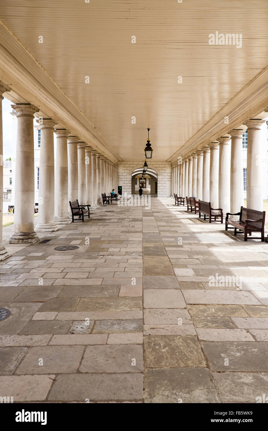 Colonnade entre Queen's House et National Maritime Museum, Greenwich, London, UK Banque D'Images