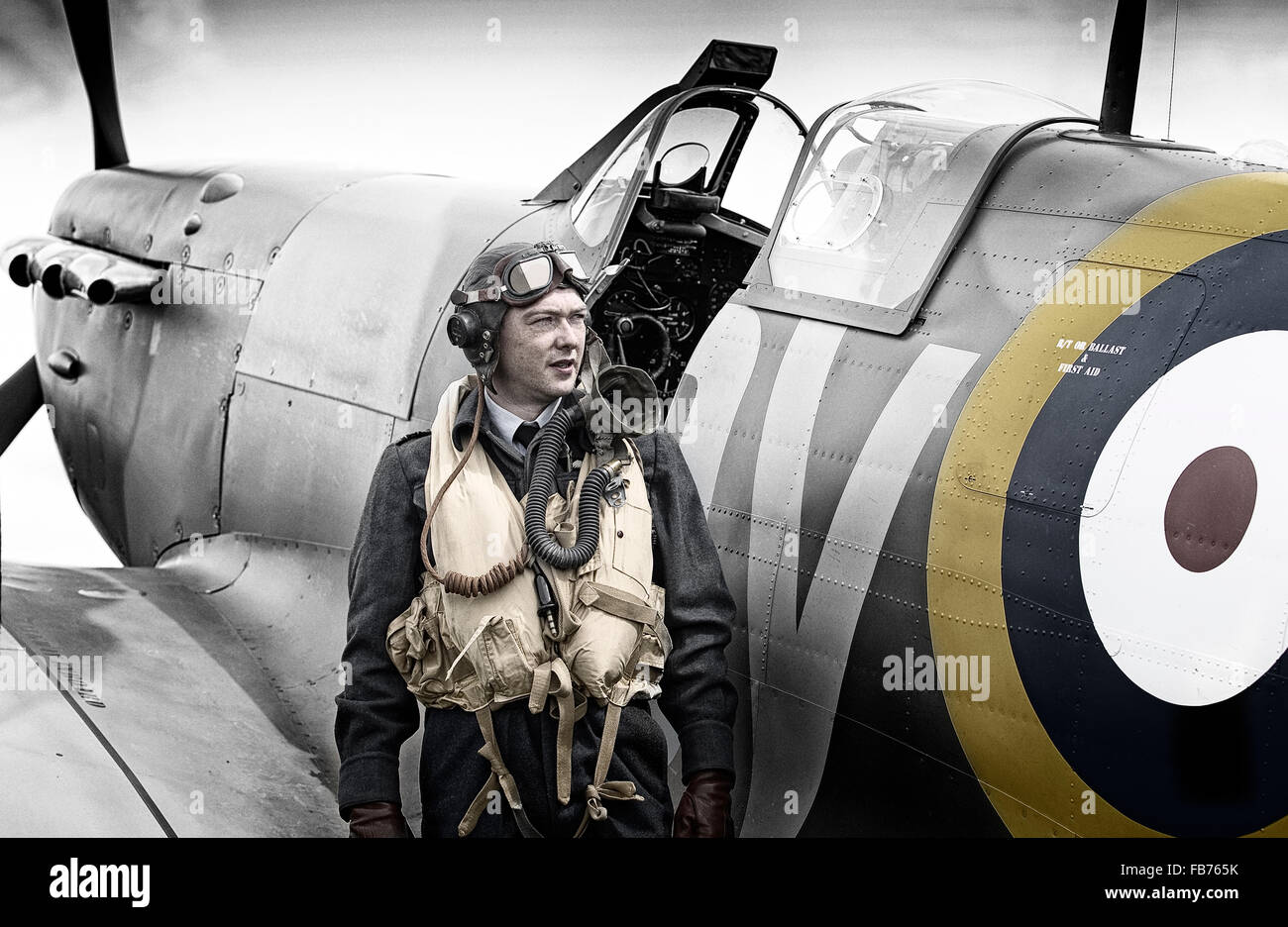 RAF WW2 Spitfire avec pilote Banque D'Images